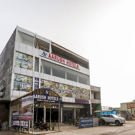 Hotel O Aarush Jhajhar Экстерьер фото