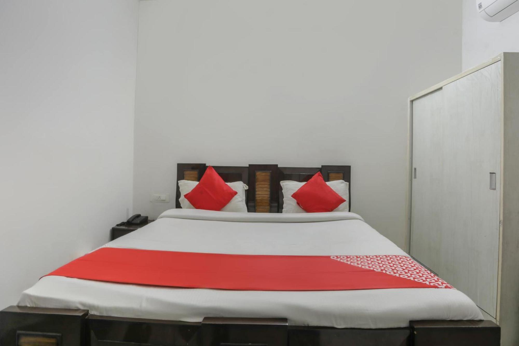 Hotel O Aarush Jhajhar Экстерьер фото