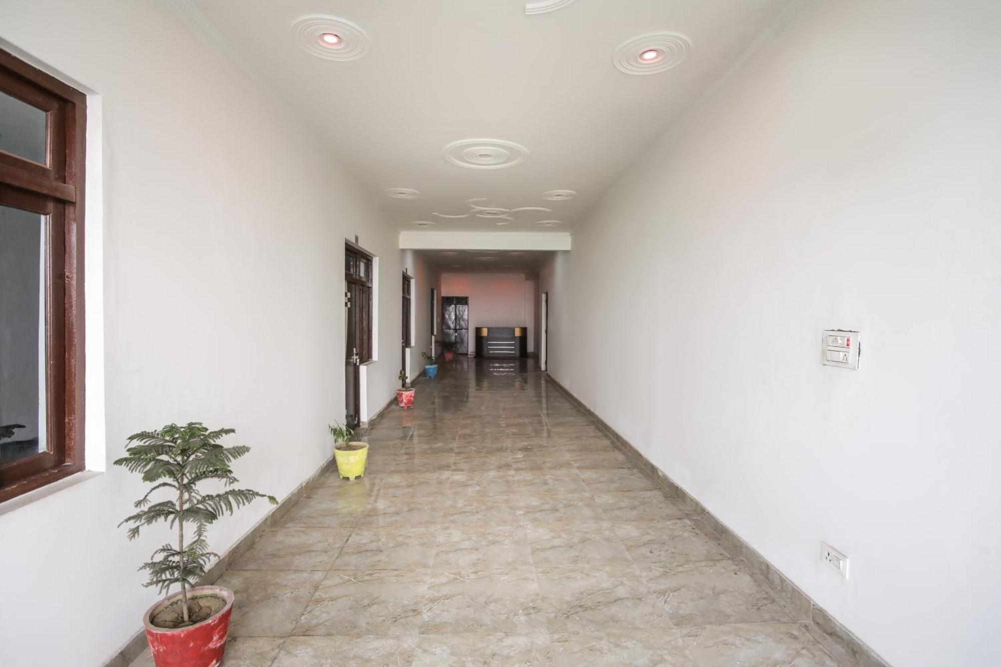Hotel O Aarush Jhajhar Экстерьер фото