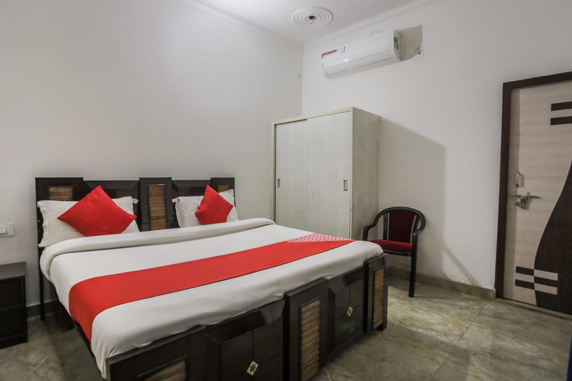 Hotel O Aarush Jhajhar Экстерьер фото